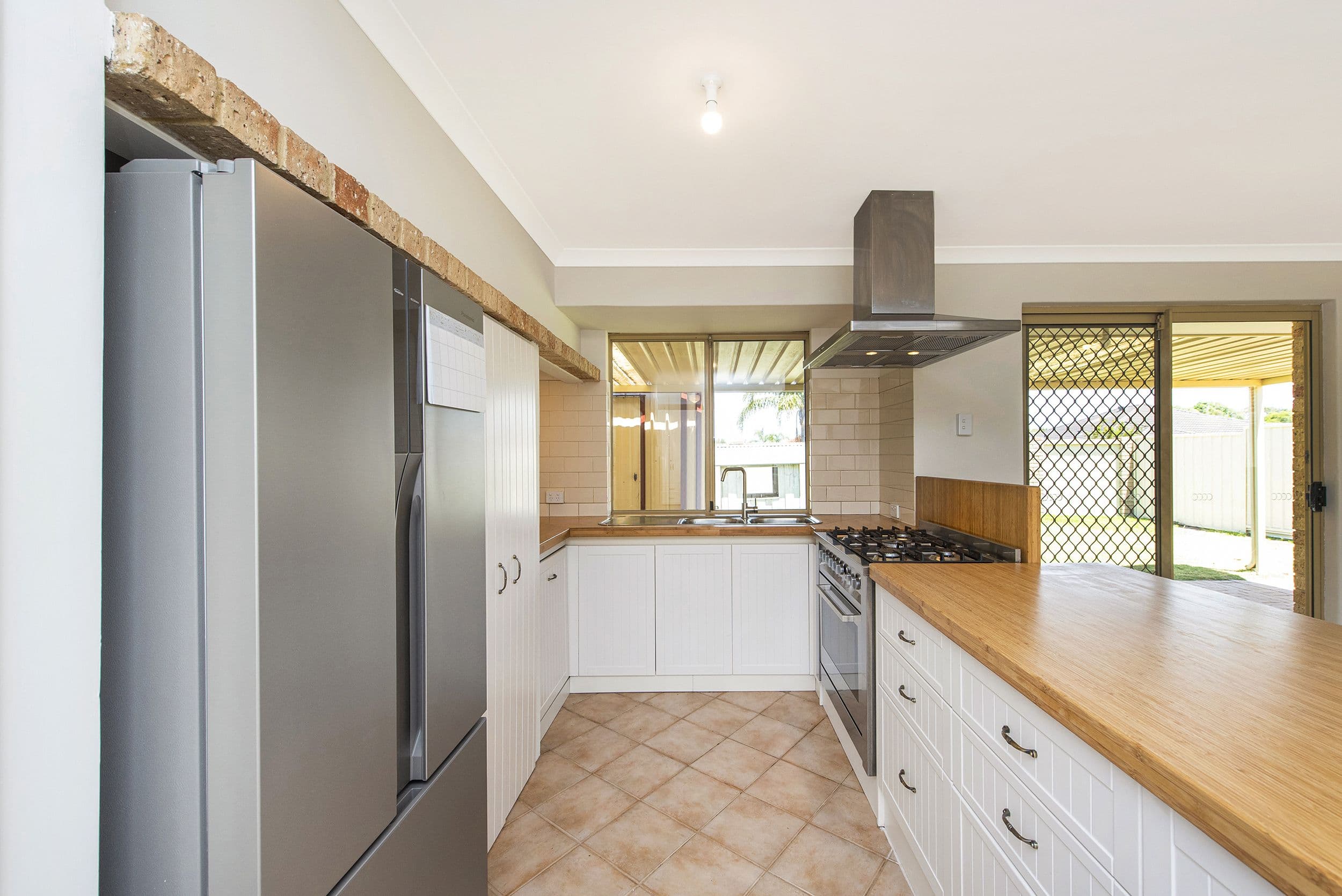 1 Caryota Court, Warnbro WA 6169, Warnbro - Thumbnail 2