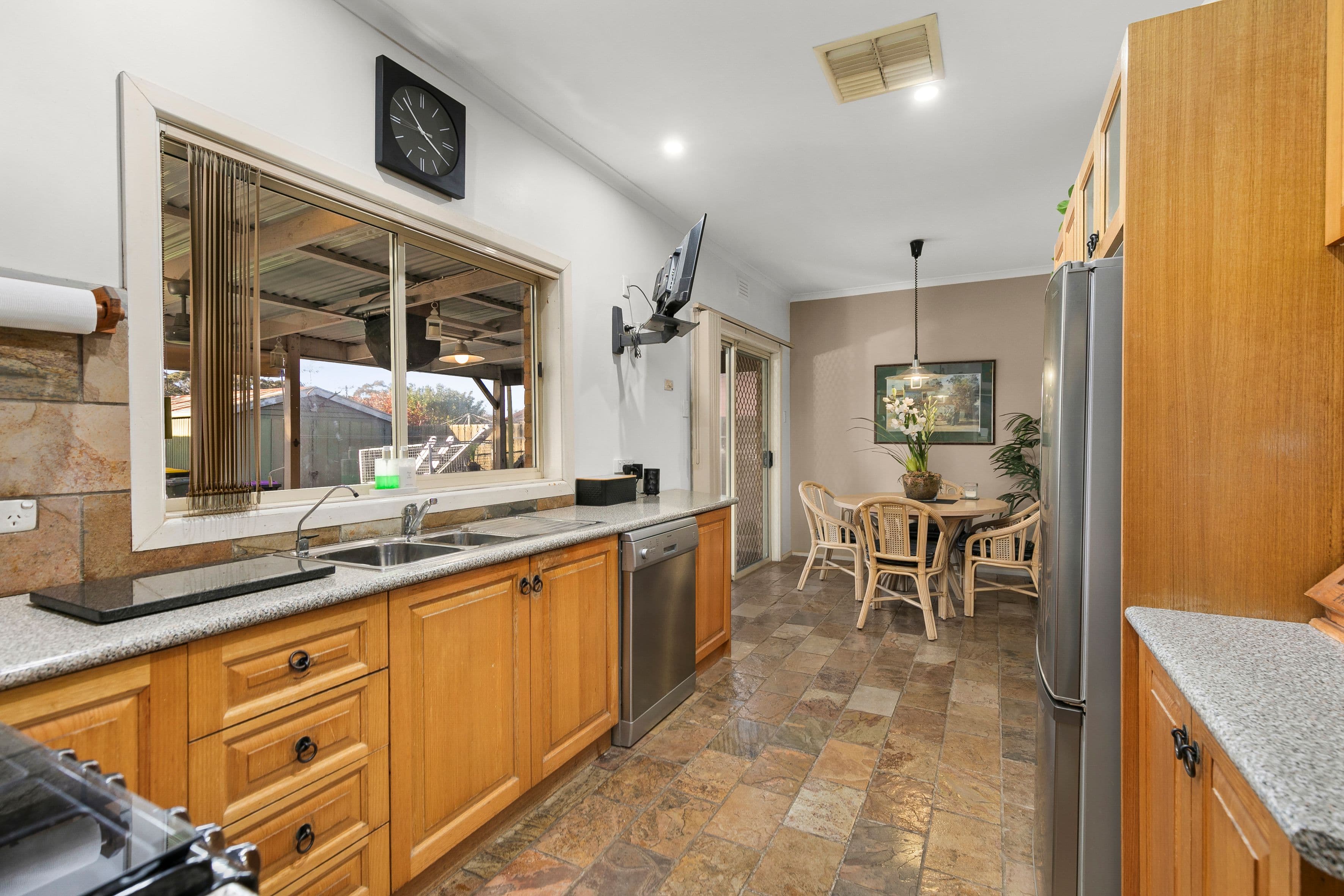 12 Hilton Street, Hadfield VIC 3046, Hadfield - Thumbnail 3