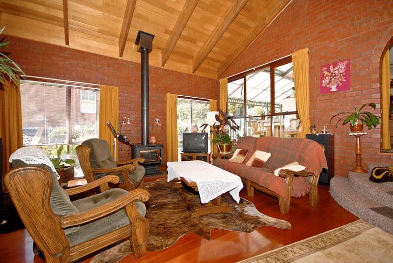 8 Drummer Hill Lane, MOOROOLBARK VIC 3138, Mooroolbark - Thumbnail 2