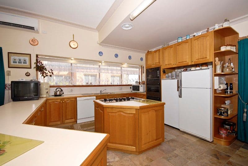 8 Drummer Hill Lane, MOOROOLBARK VIC 3138, Mooroolbark - Thumbnail 4