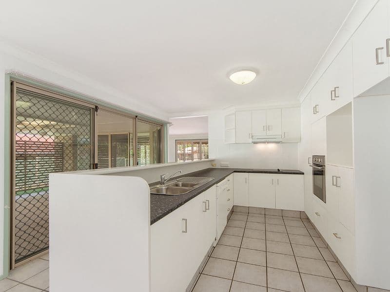 4 Beauty Point Drive, ROBINA QLD 4226, Robina - Thumbnail 6