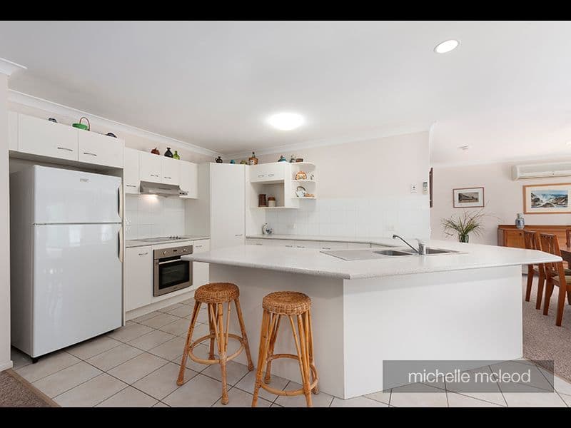 7 Fern Place, Kenmore QLD 4069, Kenmore - Thumbnail 7