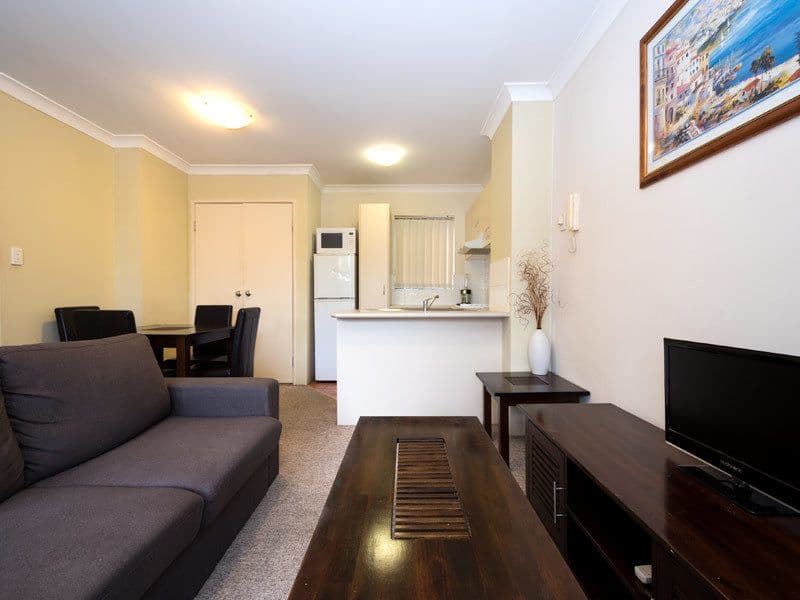 11 'Chapala Apartments' Owens Lane, Southport QLD 4215, Southport - Thumbnail 6