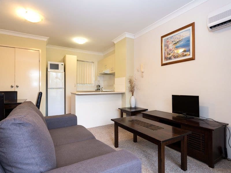 11 'Chapala Apartments' Owens Lane, Southport QLD 4215, Southport - Thumbnail 7