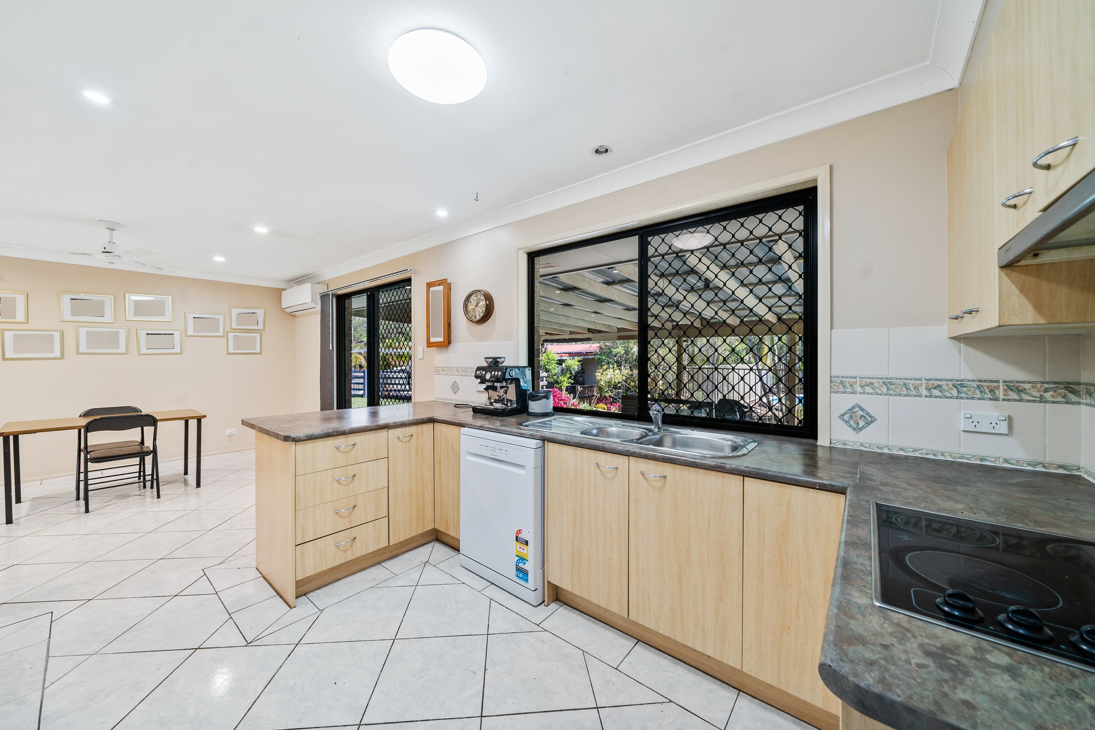 144-146 Thylungra Road, Park Ridge South QLD 4125, Park Ridge South - Thumbnail 6