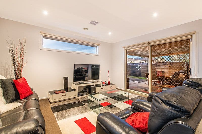 31 Sierra Walk, Cranbourne North VIC 3977, Cranbourne North - Thumbnail 6