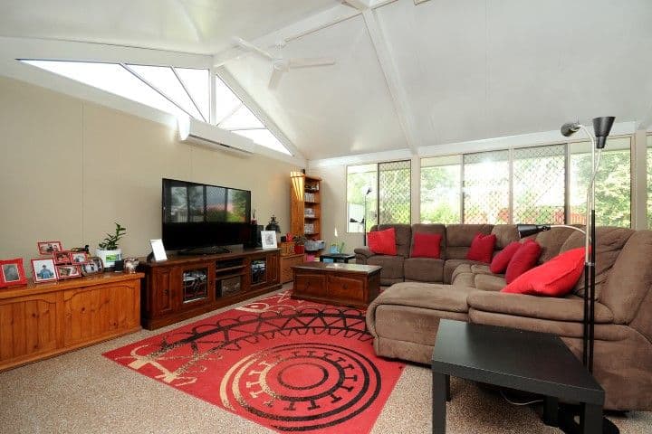 37 Cabarita Crescent, GLENVALE QLD 4350, Glenvale - Thumbnail 3