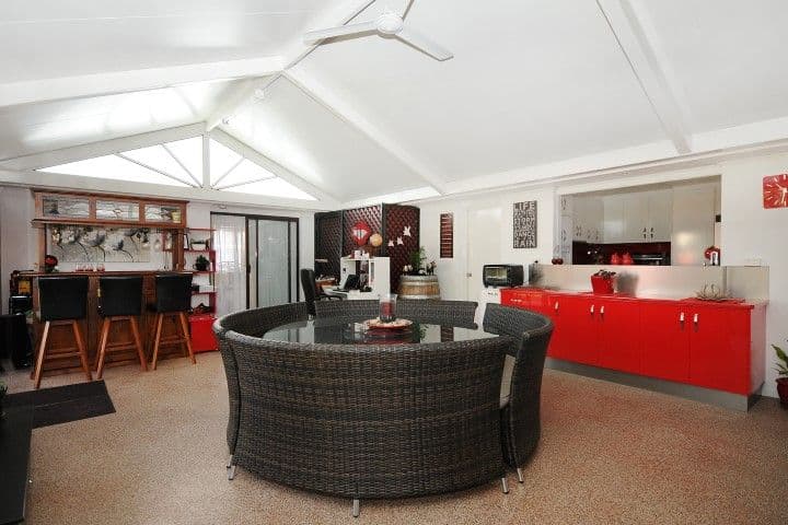 37 Cabarita Crescent, GLENVALE QLD 4350, Glenvale - Thumbnail 7