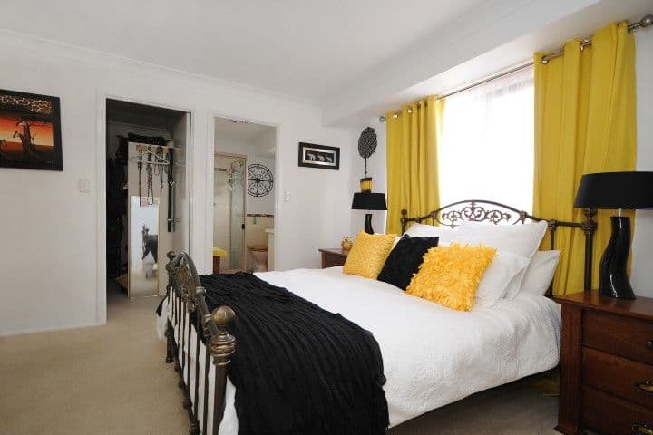 37 Cabarita Crescent, GLENVALE QLD 4350, Glenvale - Thumbnail 8