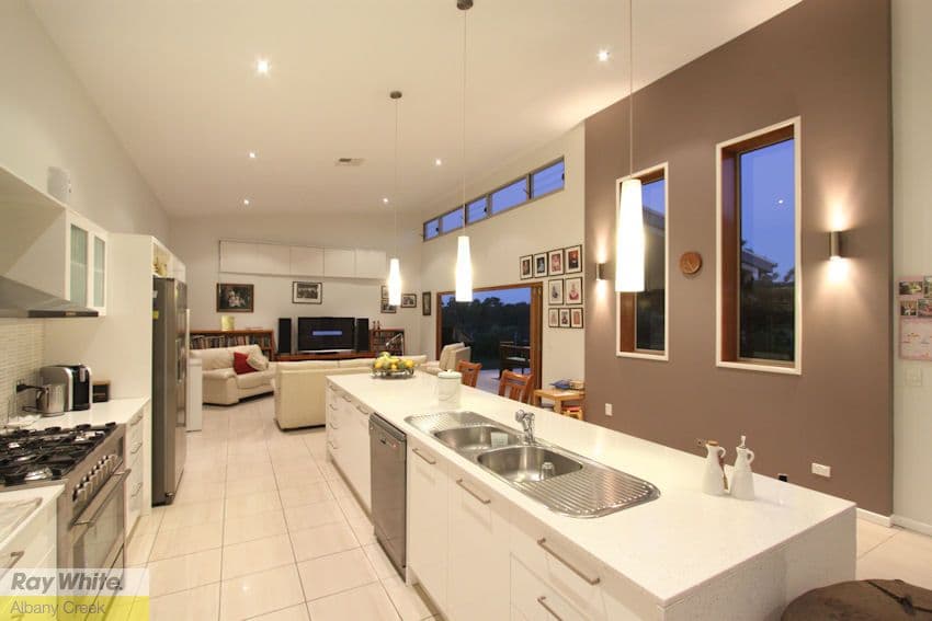 9 Maxwell Place, CASHMERE QLD 4500, Cashmere - Thumbnail 5