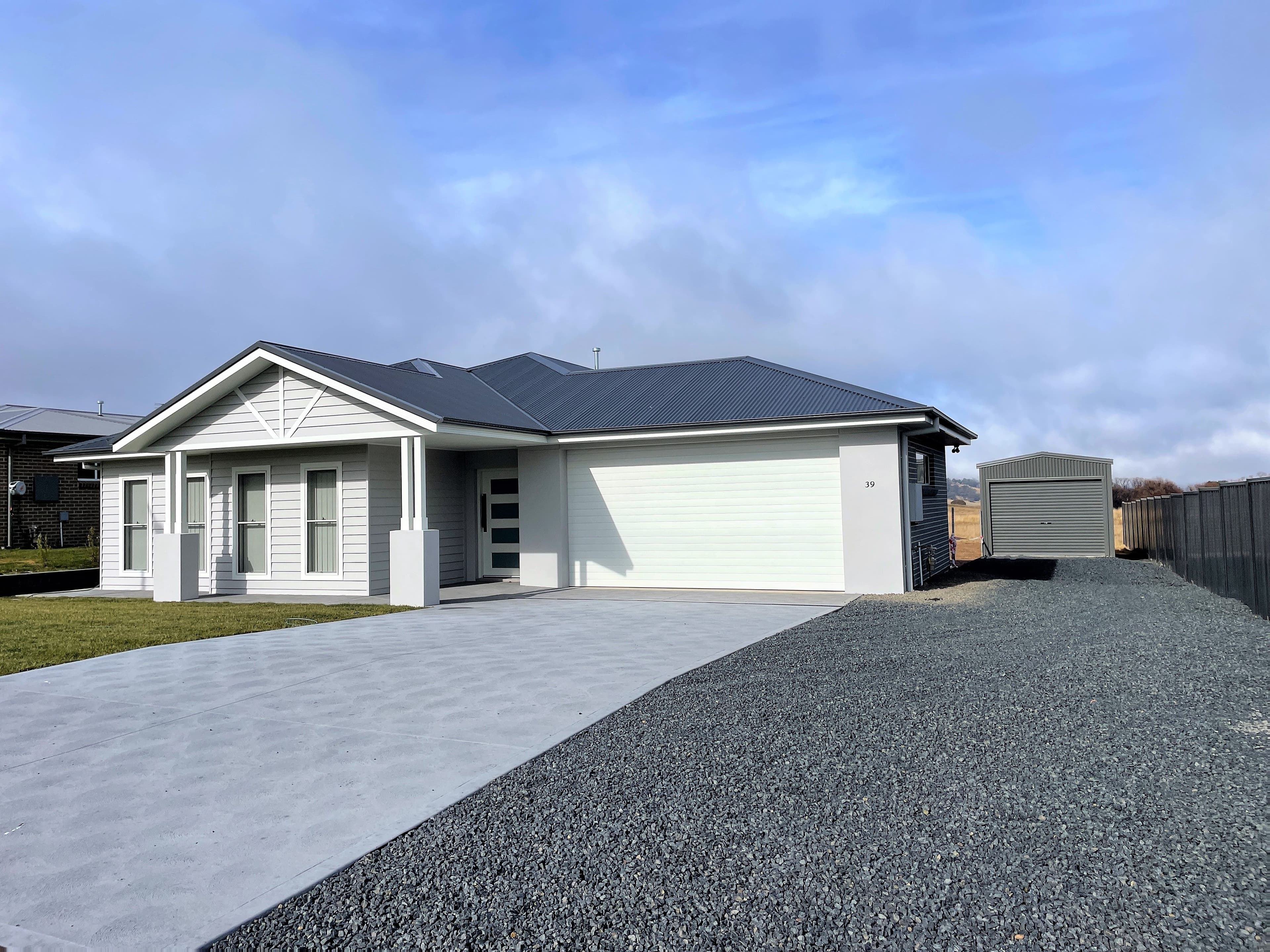 39 Springfield Street, Oberon NSW 2787, Oberon - Thumbnail 2