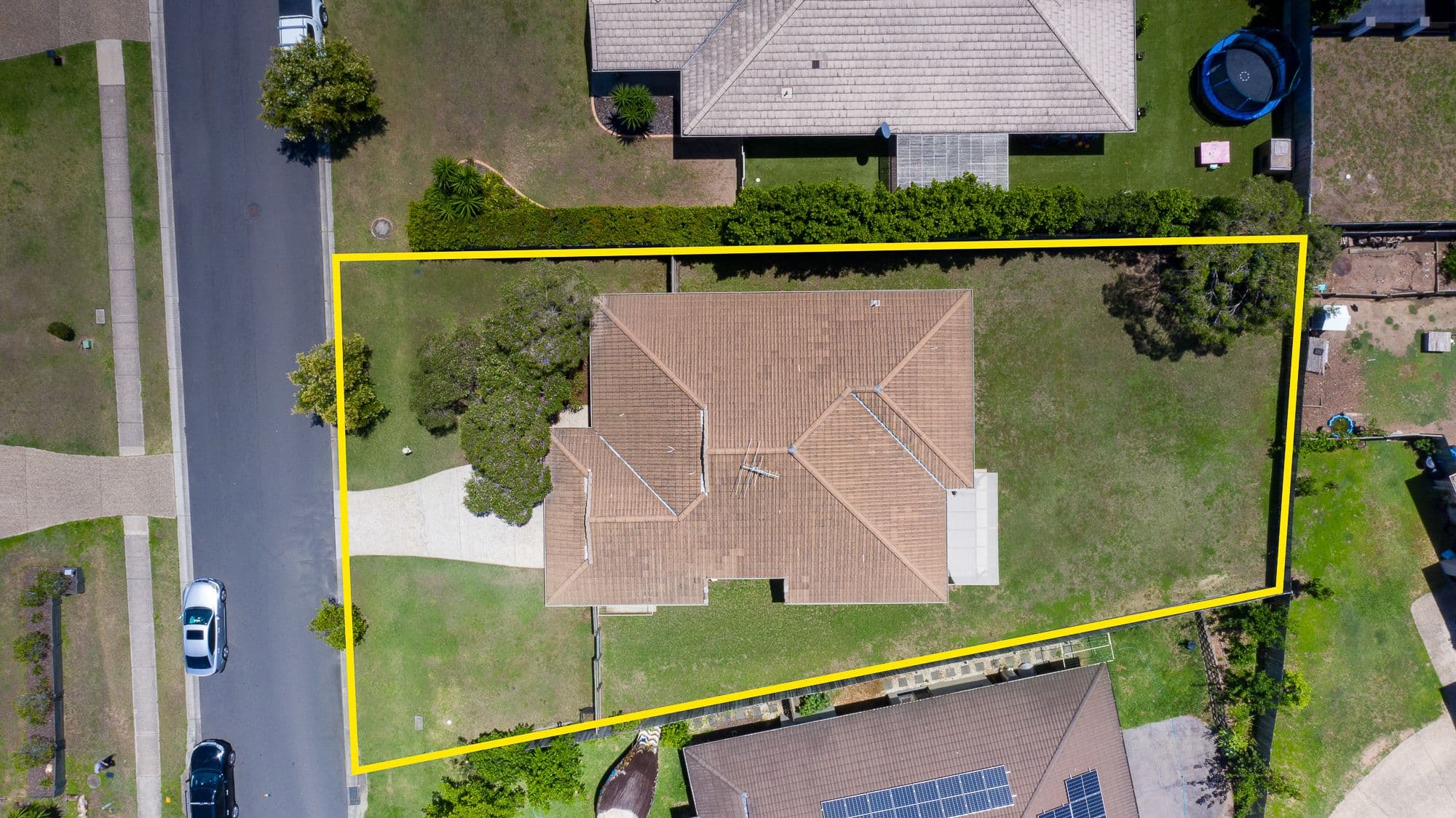 12 Joseph Avenue, Moggill QLD 4070, Moggill - Thumbnail 2