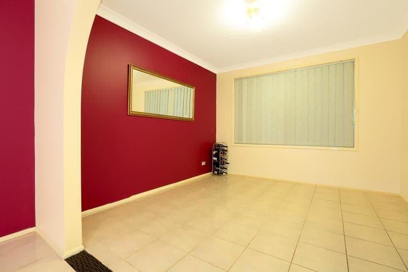 156 Carmichael Drive, WEST HOXTON NSW 2171, West Hoxton - Thumbnail 3