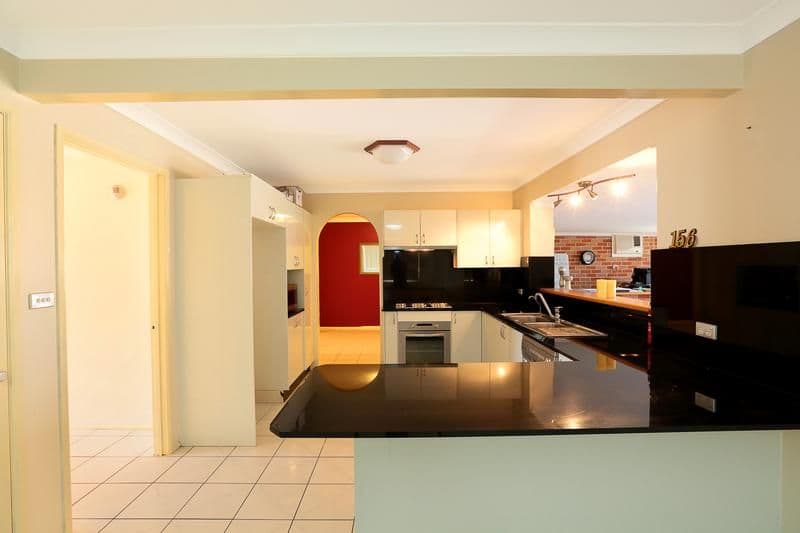 156 Carmichael Drive, WEST HOXTON NSW 2171, West Hoxton - Thumbnail 5