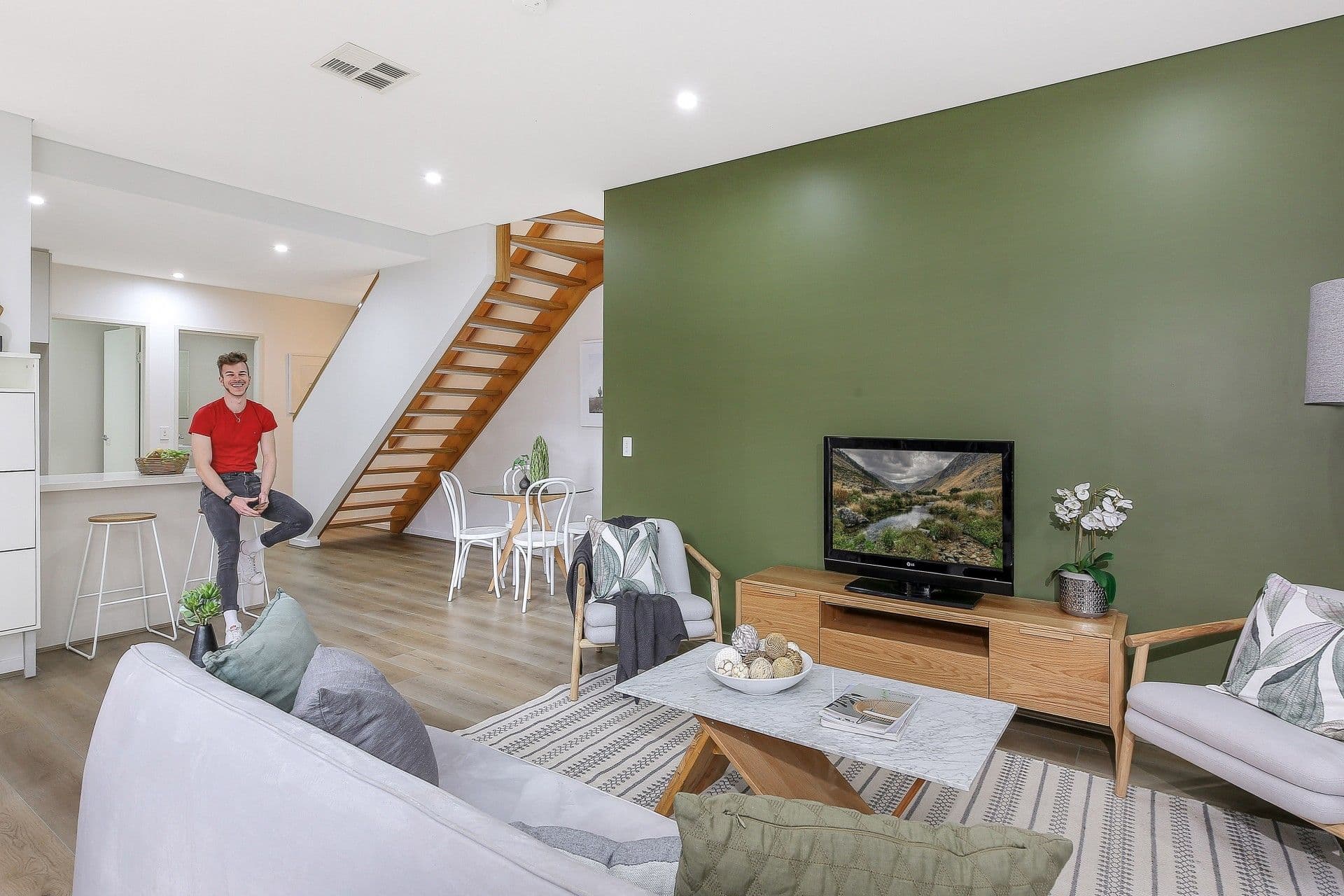 9 Laycock Street, Mascot NSW 2020, Mascot - Thumbnail 2