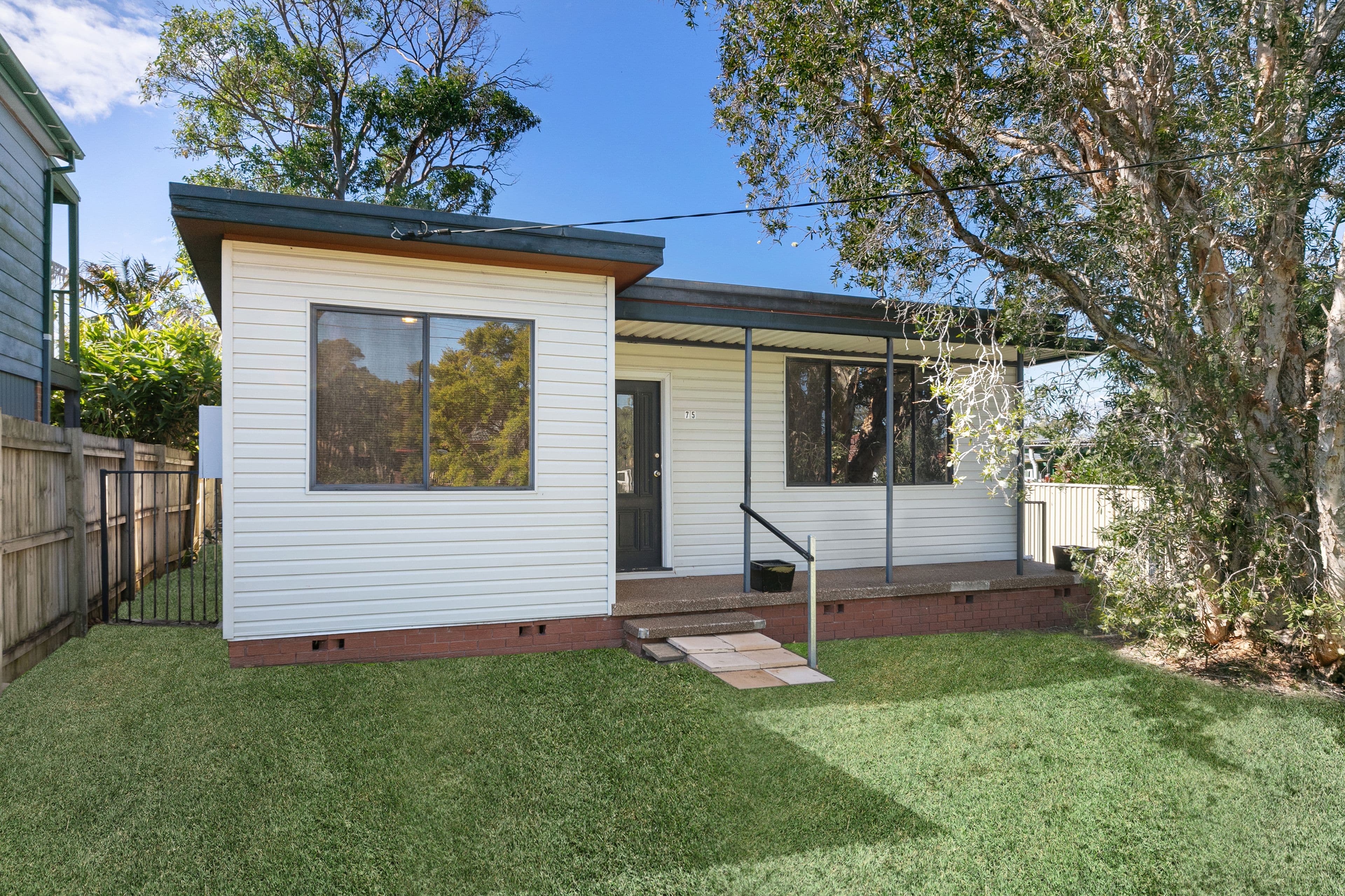 75 Delia Avenue, Budgewoi NSW 2262, Budgewoi - Image 1