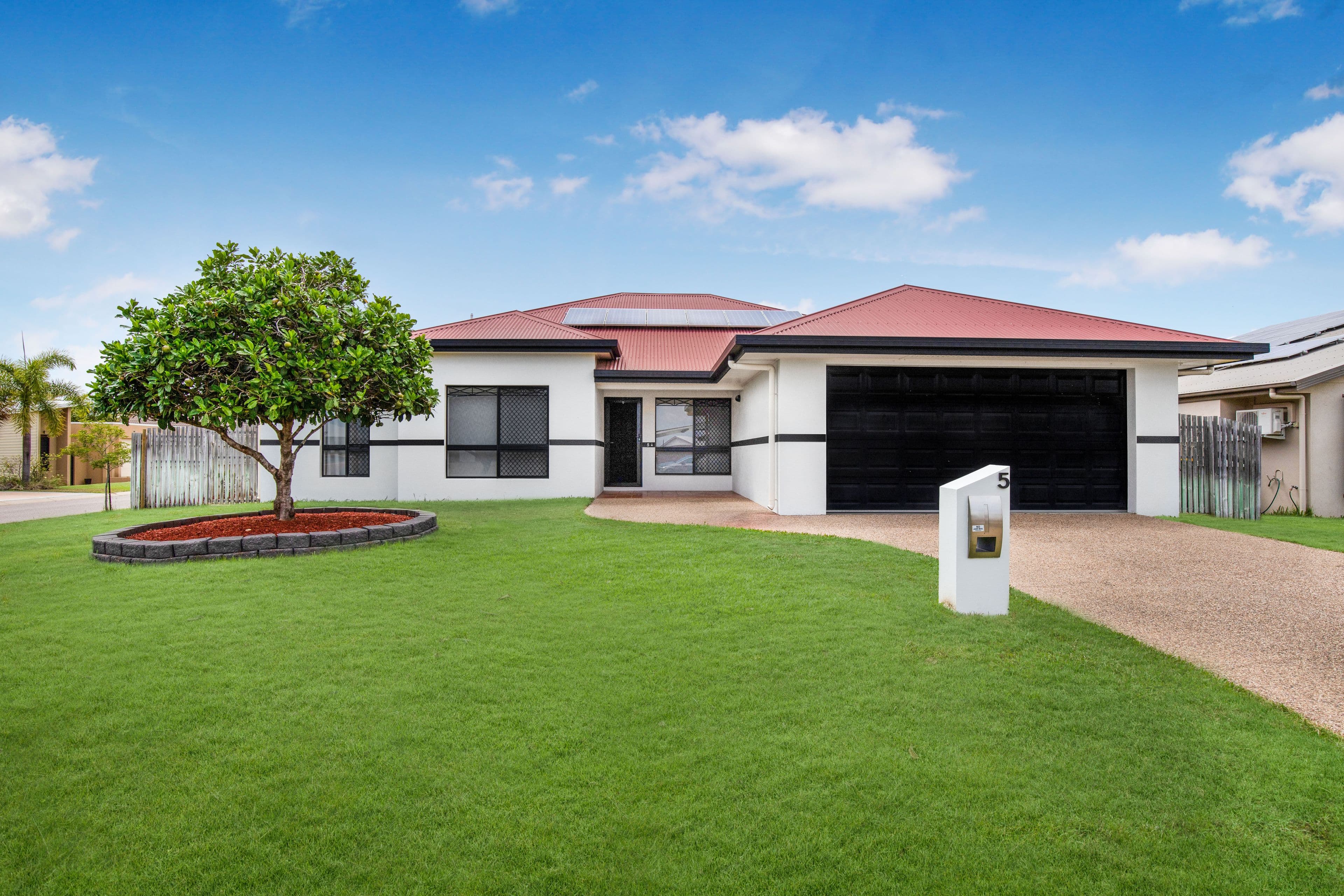 5 Horizon Drive, Douglas QLD 4814, Douglas - Thumbnail 2
