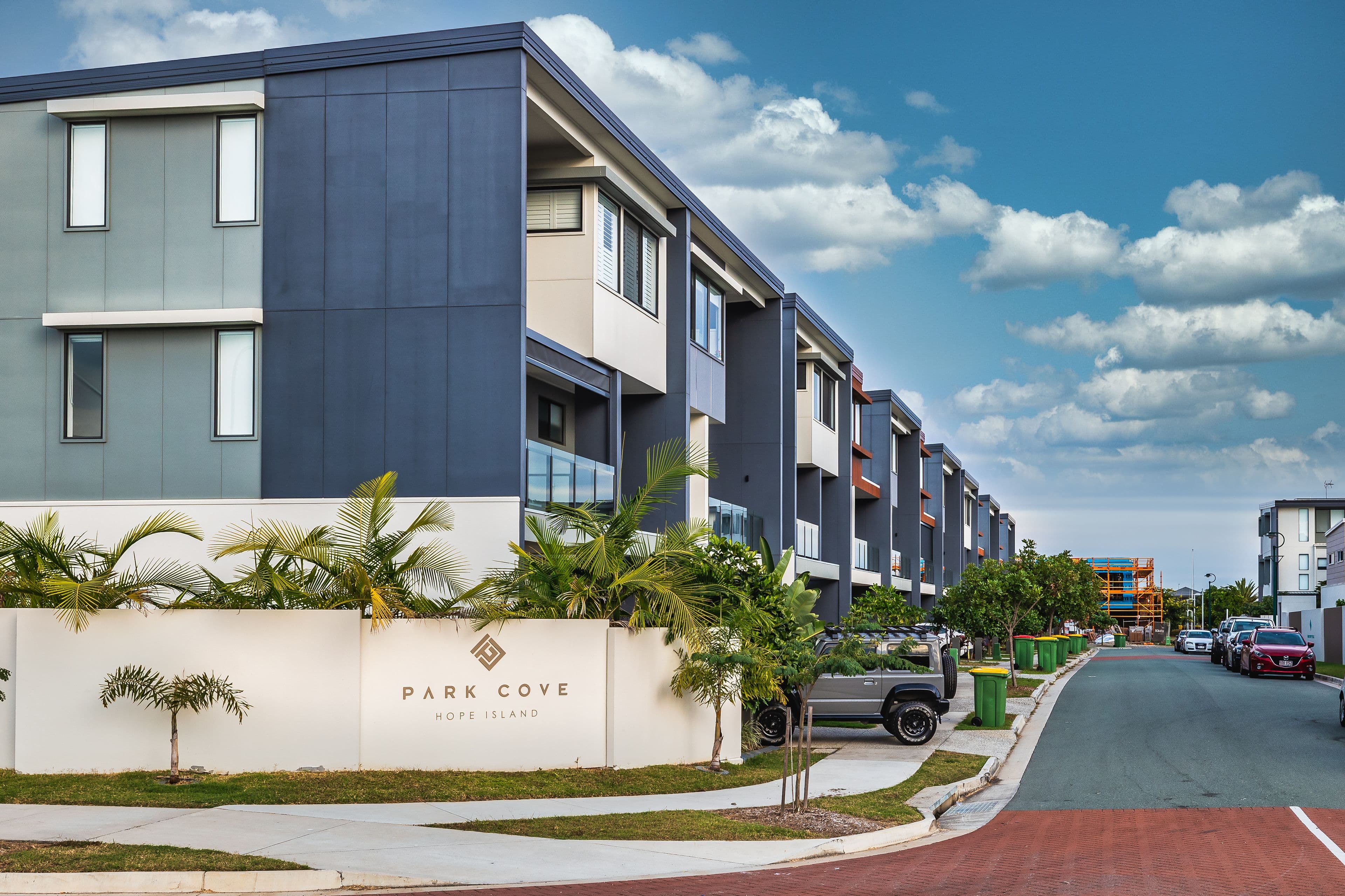 51 Park Cove Boulevard, Hope Island QLD 4212, Hope Island - Thumbnail 2