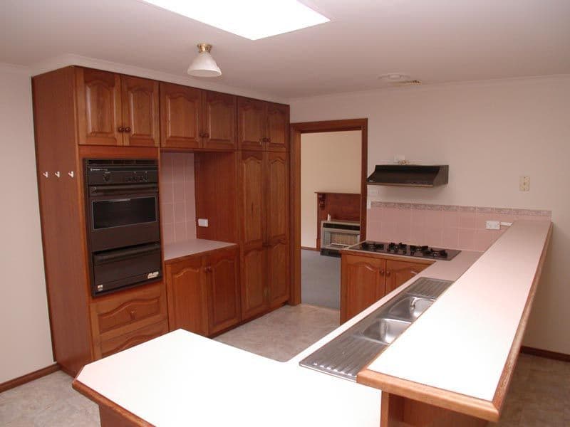 11 Darwendale Street, HUNTFIELD HEIGHTS SA 5163, Huntfield Heights - Thumbnail 2