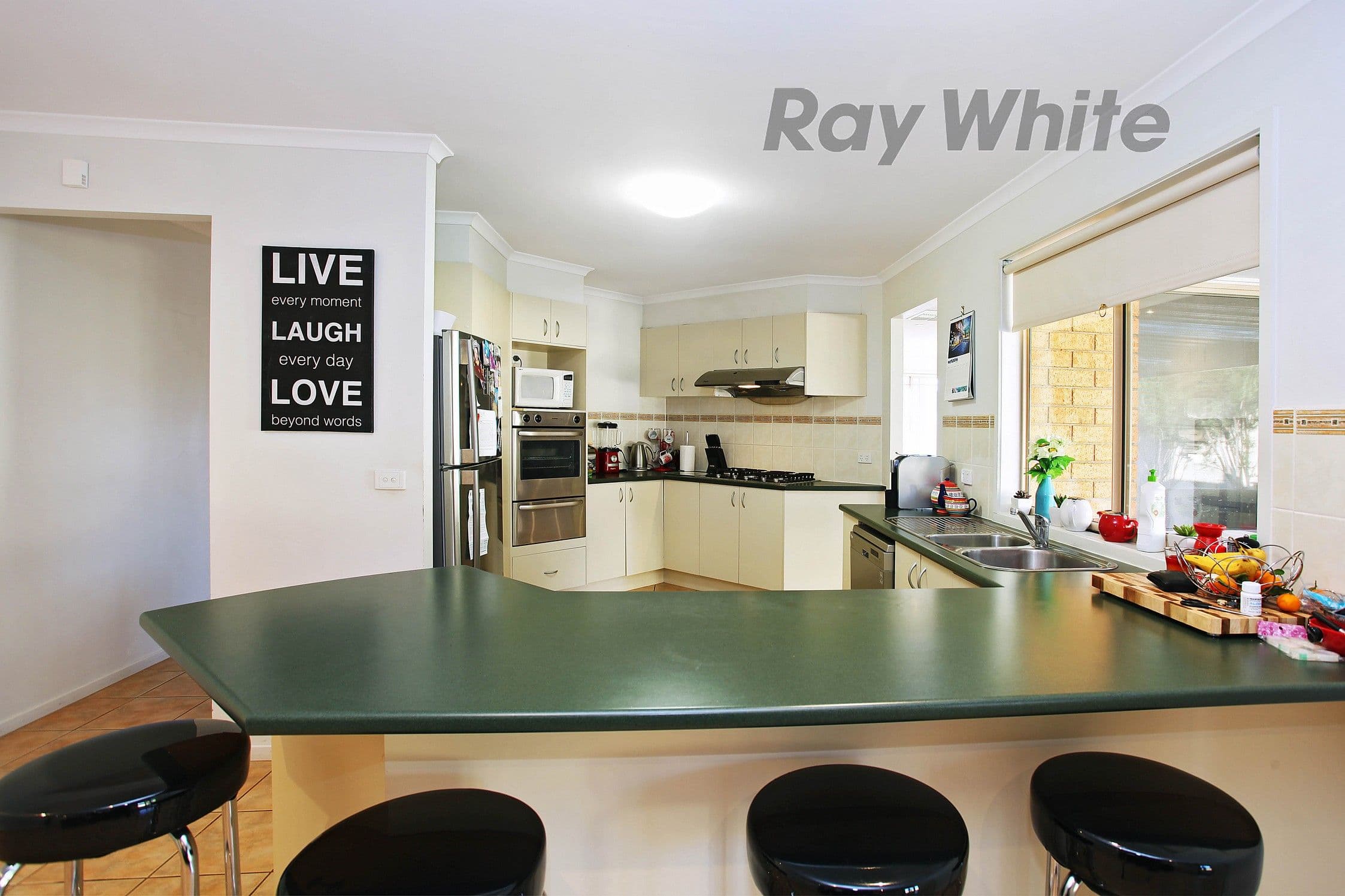 6 Trieste Way, Point Cook VIC 3030, Point Cook - Thumbnail 5
