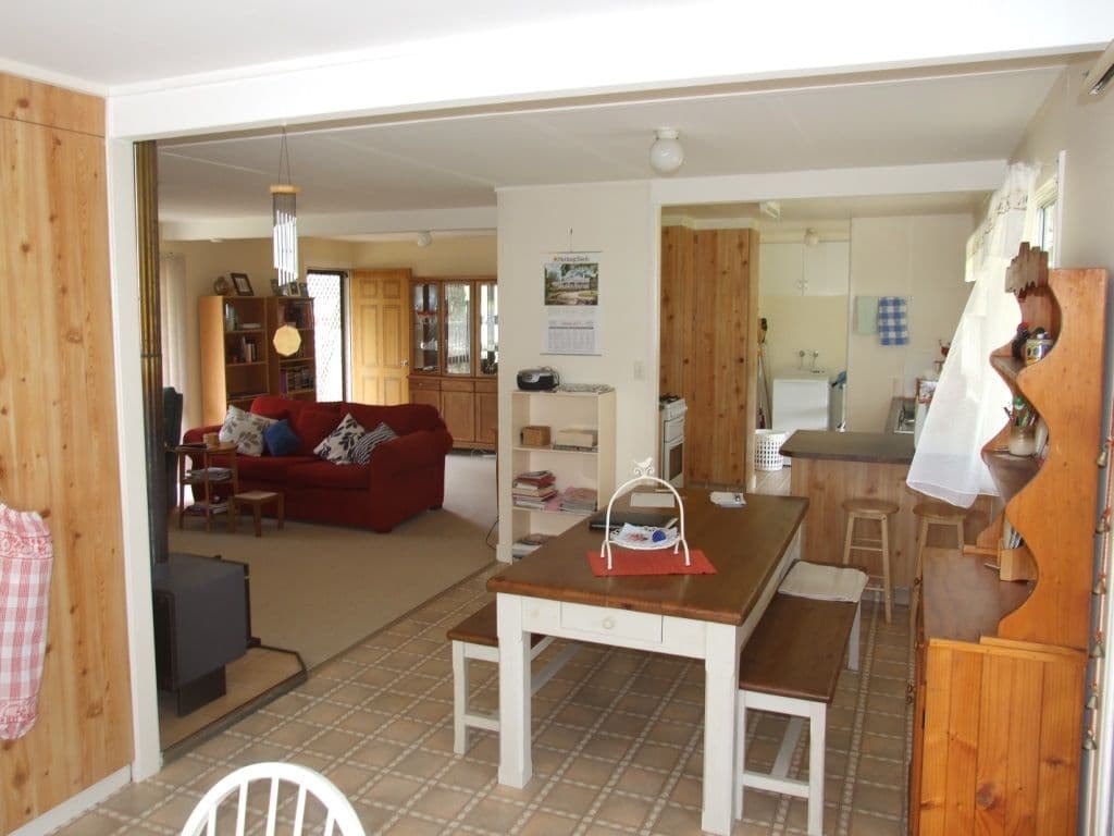 16 Charles Street, CROWS NEST QLD 4355, Crows Nest - Thumbnail 2