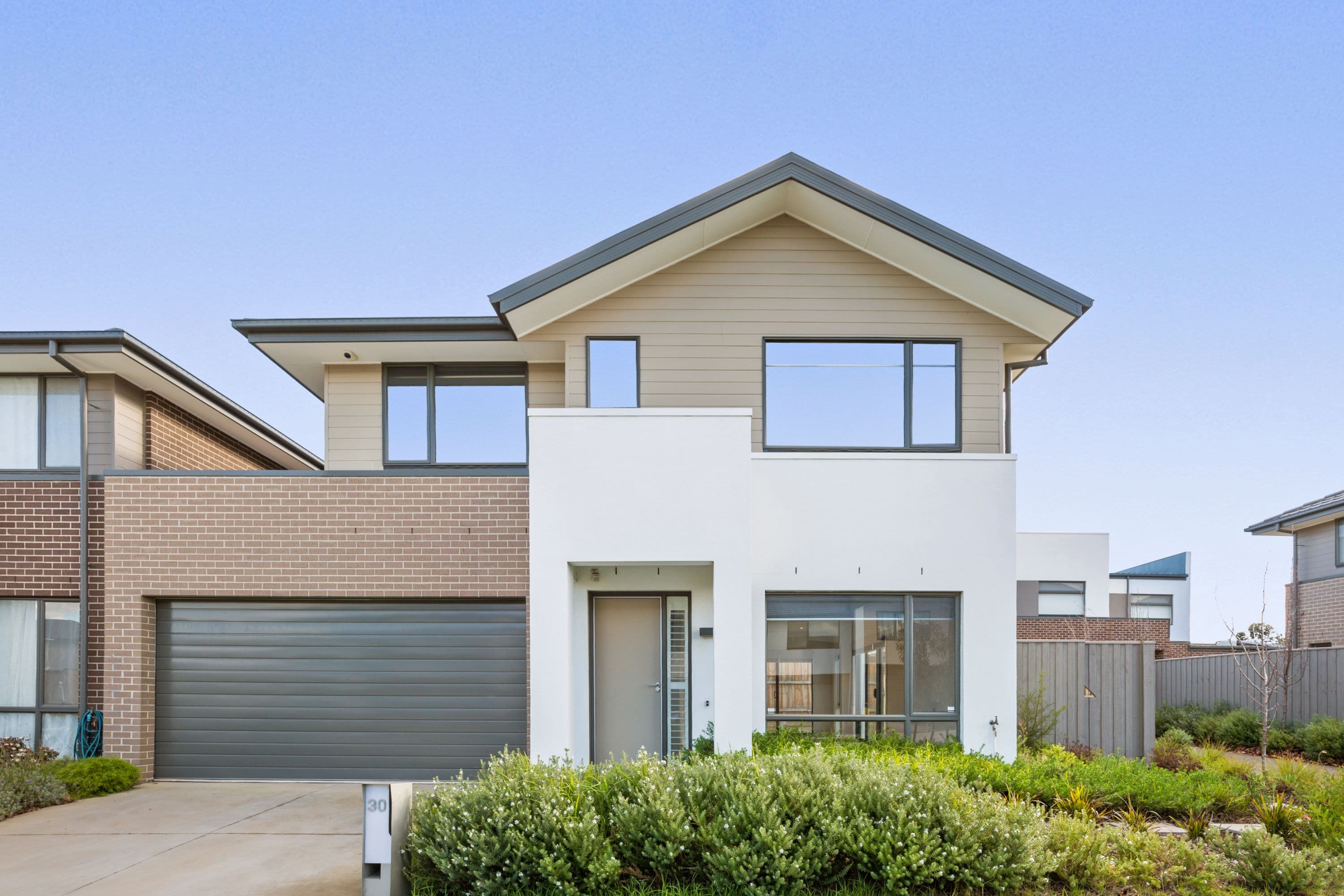 30 Beachwood Drive, Wantirna South VIC 3152, Wantirna South - Image 1