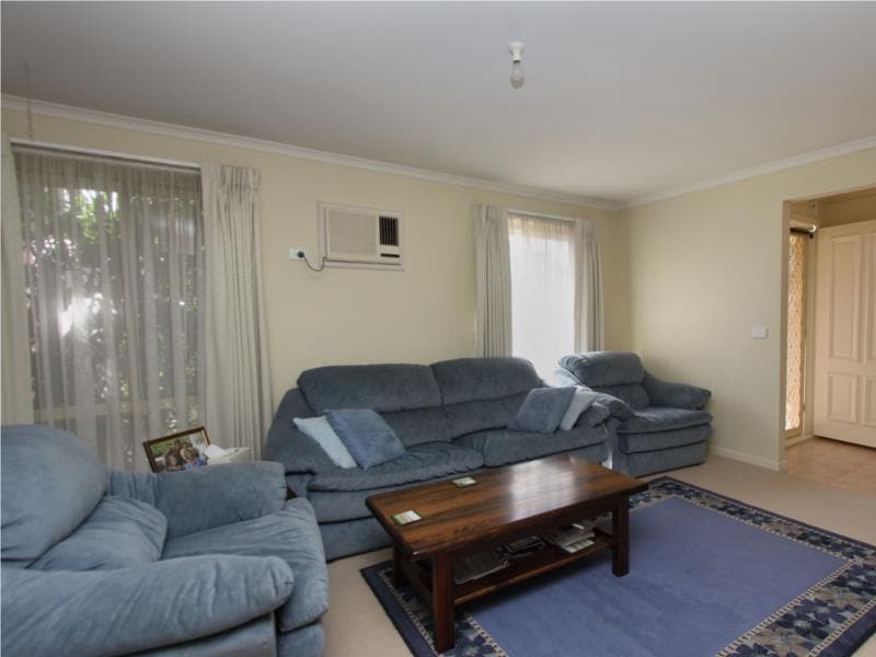 2/10 Strang Street, Hoppers Crossing - Thumbnail 3