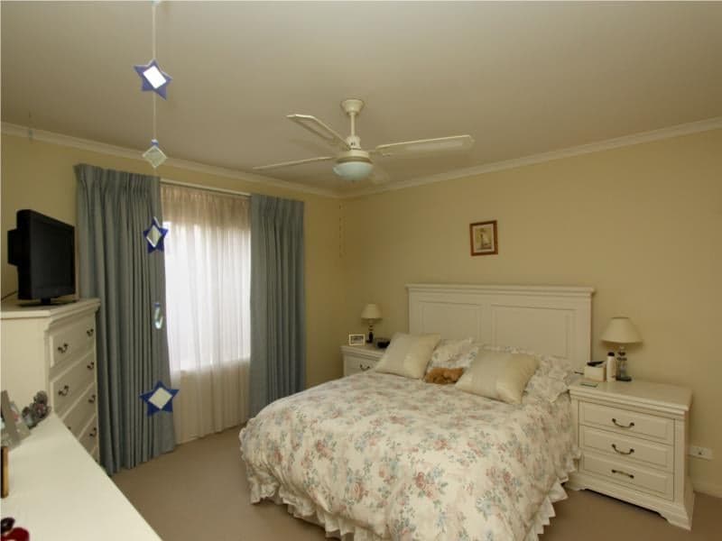 2/10 Strang Street, Hoppers Crossing - Thumbnail 4