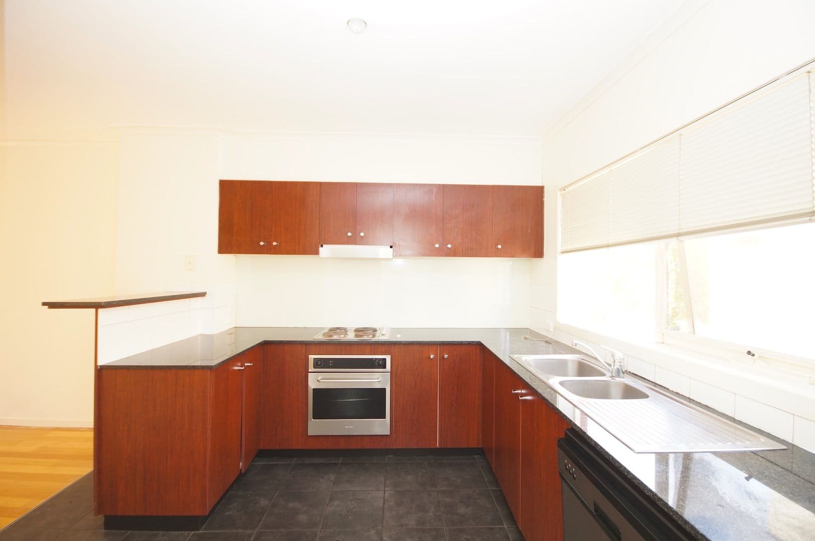 58 Village Way, Maribyrnong VIC 3032, Maribyrnong - Thumbnail 7