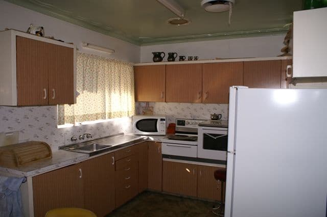 21  Rowan Street, ORANGE NSW 2800, Orange - Thumbnail 4