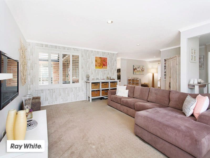 32 Coolawin Crescent, Shellharbour - Thumbnail 2
