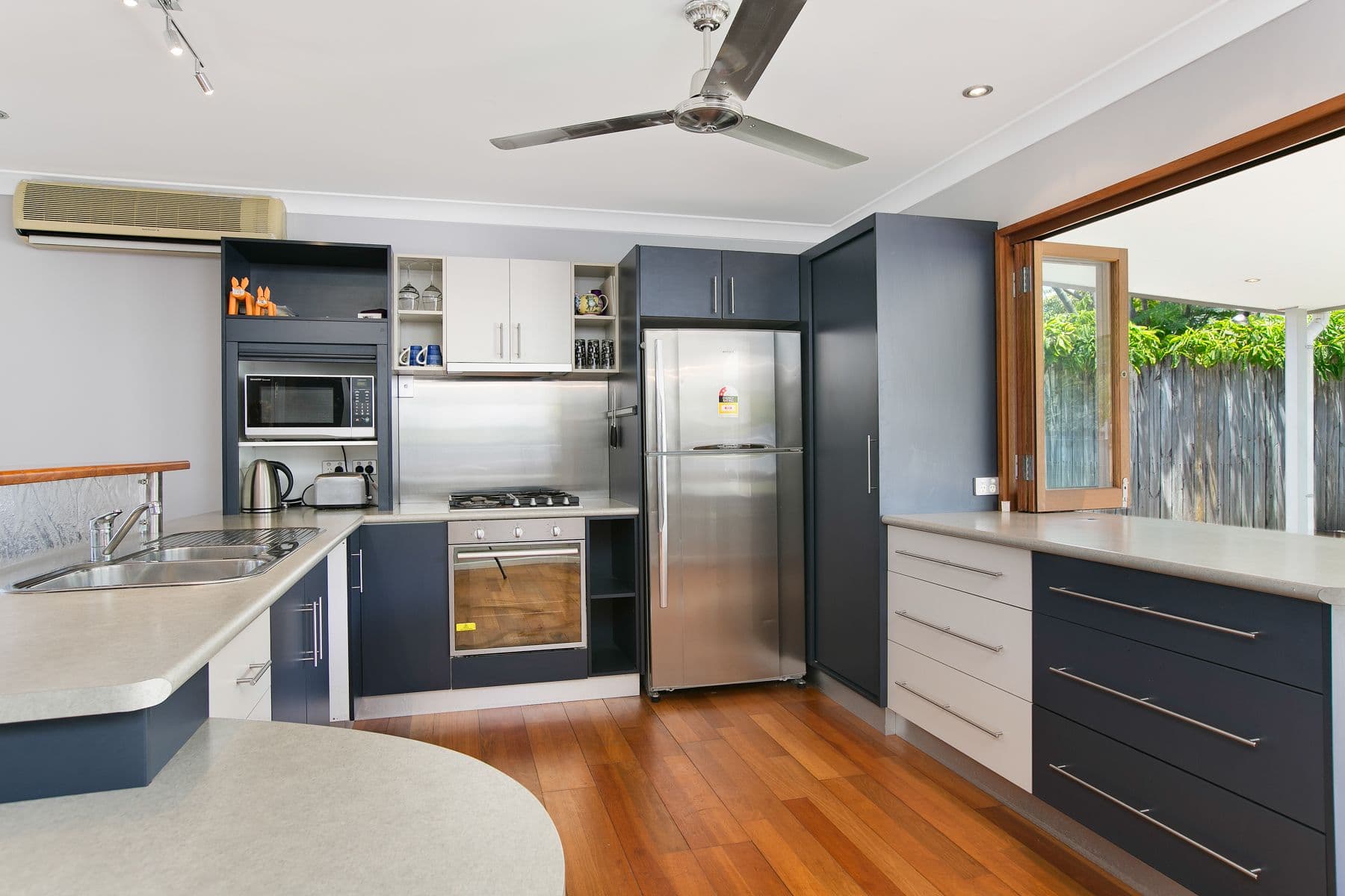 393 Varley Street, Yorkeys Knob QLD 4878, Yorkeys Knob - Thumbnail 2