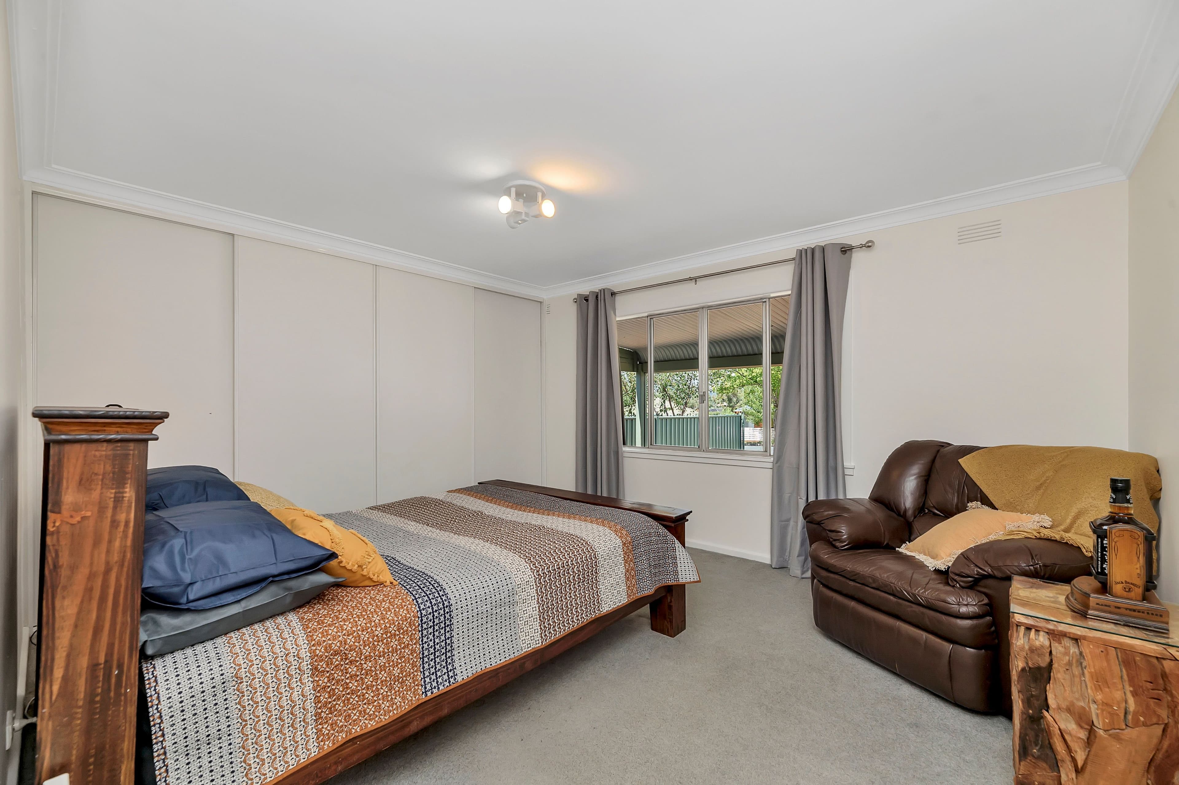44 Gilmore Place, Queanbeyan NSW 2620, Queanbeyan West - Thumbnail 3