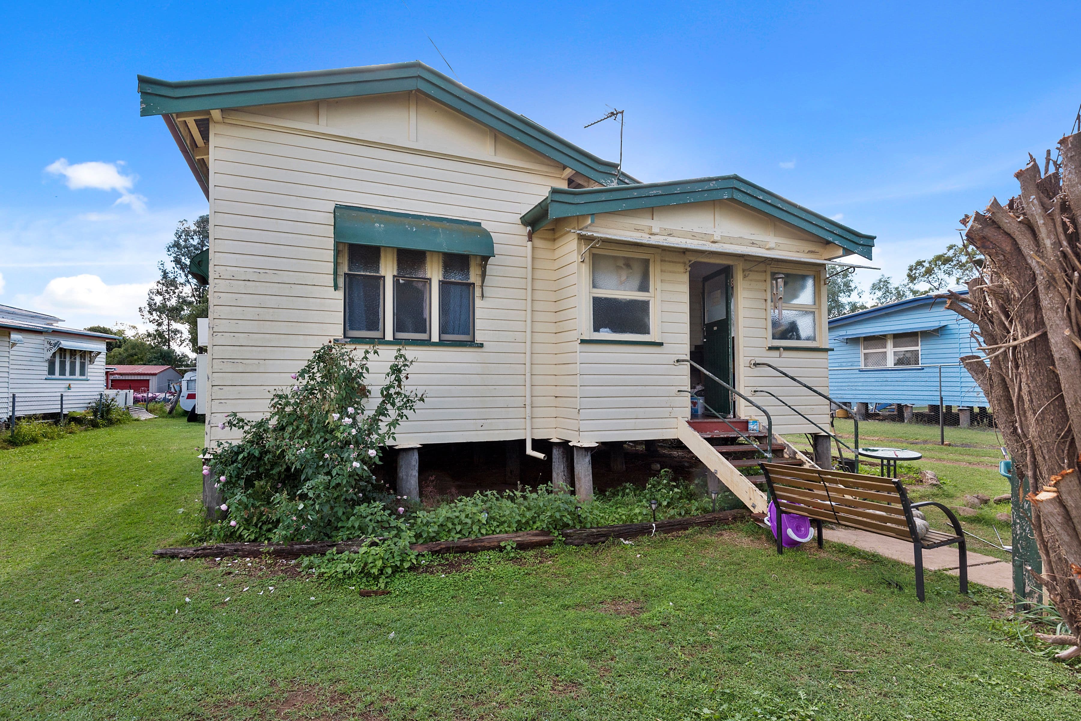 120 Kent Street, Oakey QLD 4401, Oakey - Image 1