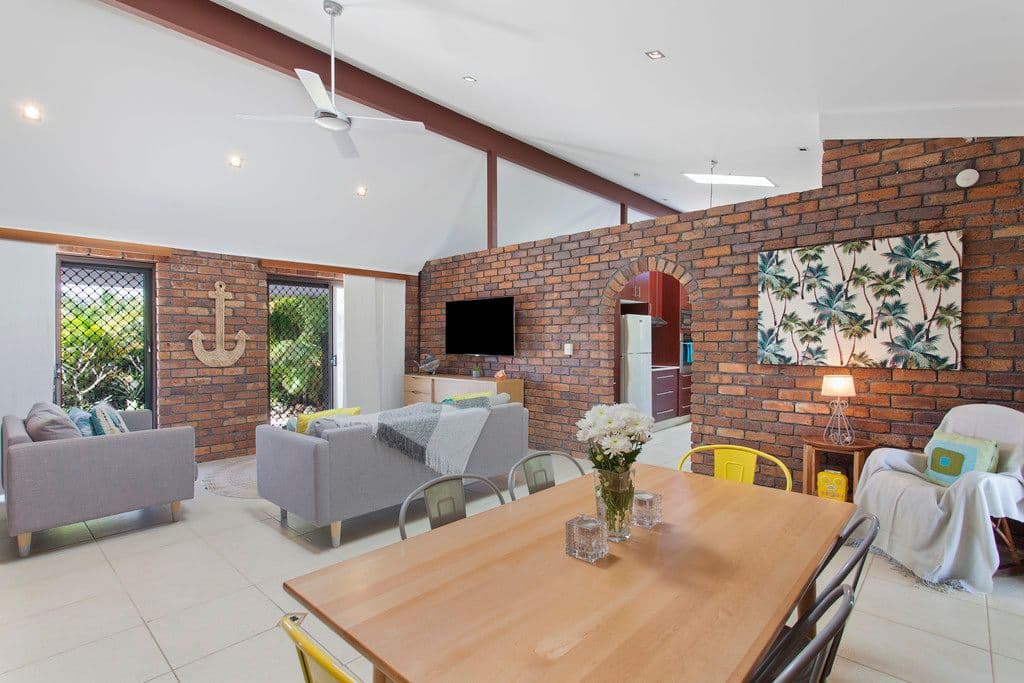 6 Birch Court, Palm Beach QLD 4221, Palm Beach - Thumbnail 5