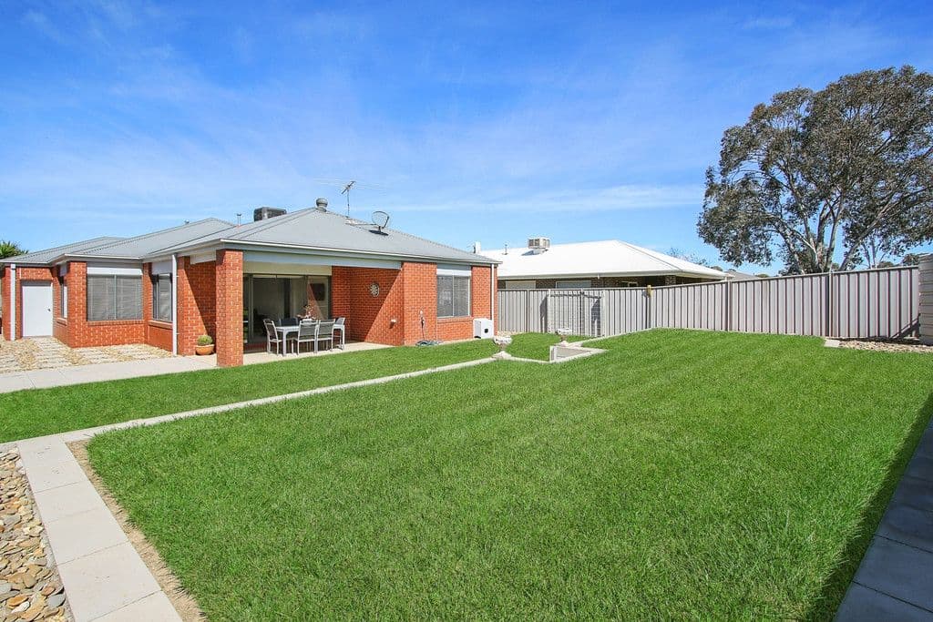 29 Chafia Place, Springdale Heights NSW 2641, Springdale Heights - Thumbnail 3