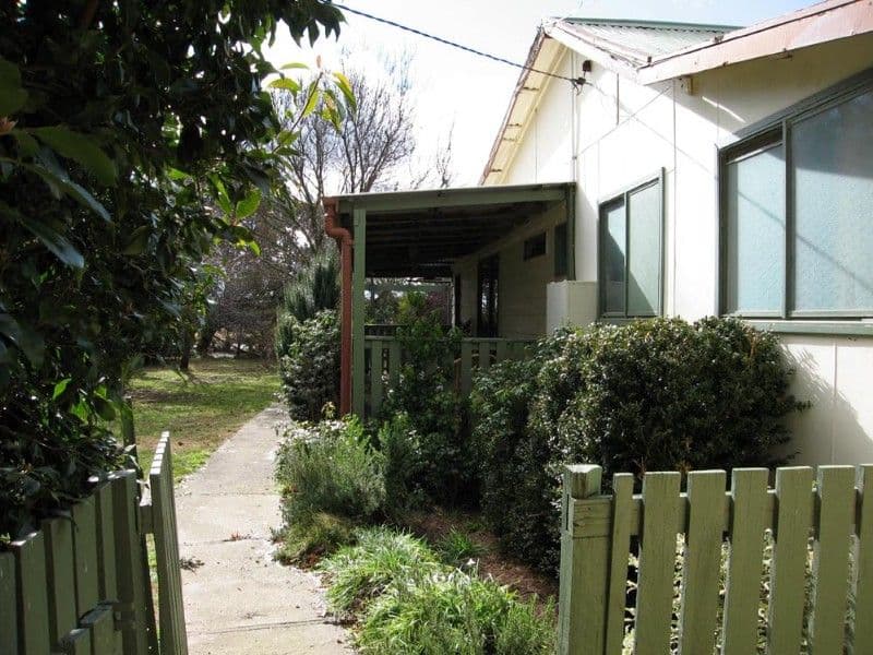 438 Plains Road, HOSKINSTOWN NSW 2621, Hoskinstown - Thumbnail 4