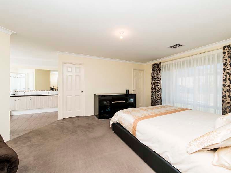 30 Usher Meander, Baldivis WA 6171, Baldivis - Thumbnail 2