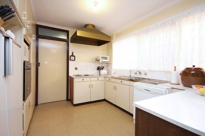 6 Burnbank Grove, ATHELSTONE SA 5076, Athelstone - Thumbnail 3