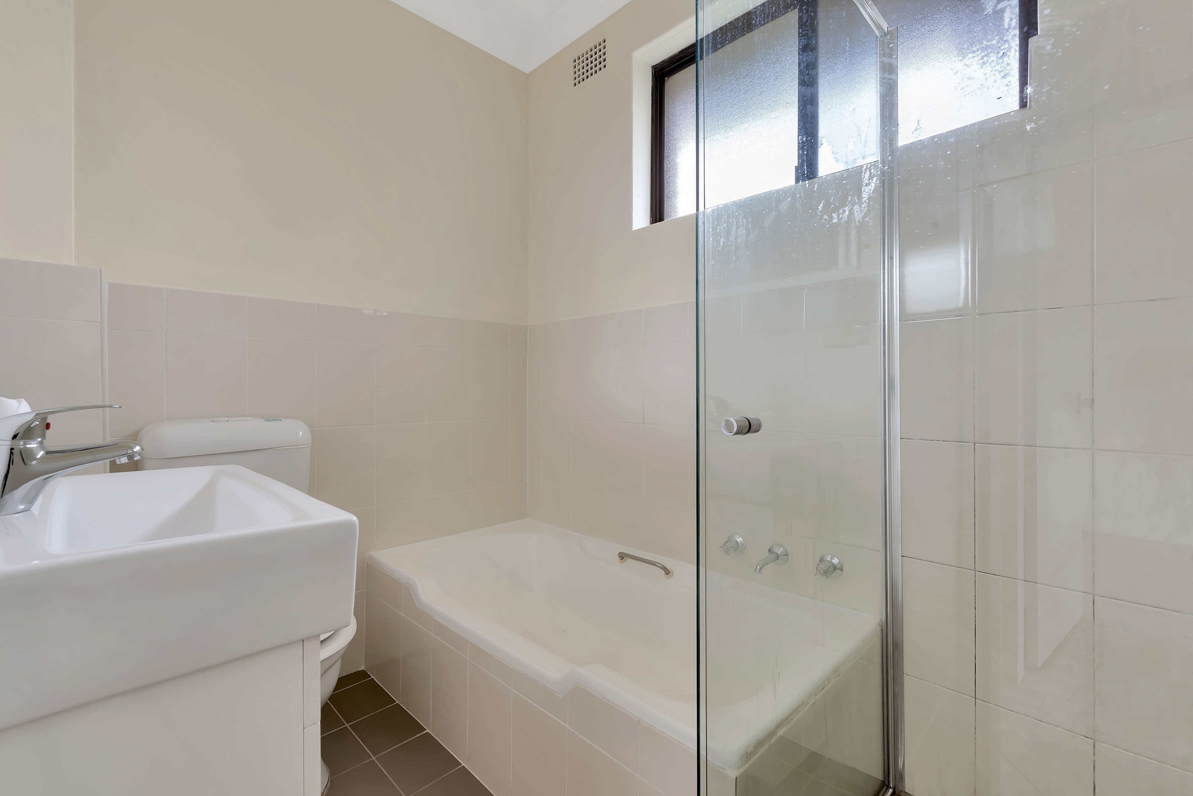 32 Park Road, Cabramatta NSW 2166, Cabramatta - Thumbnail 7