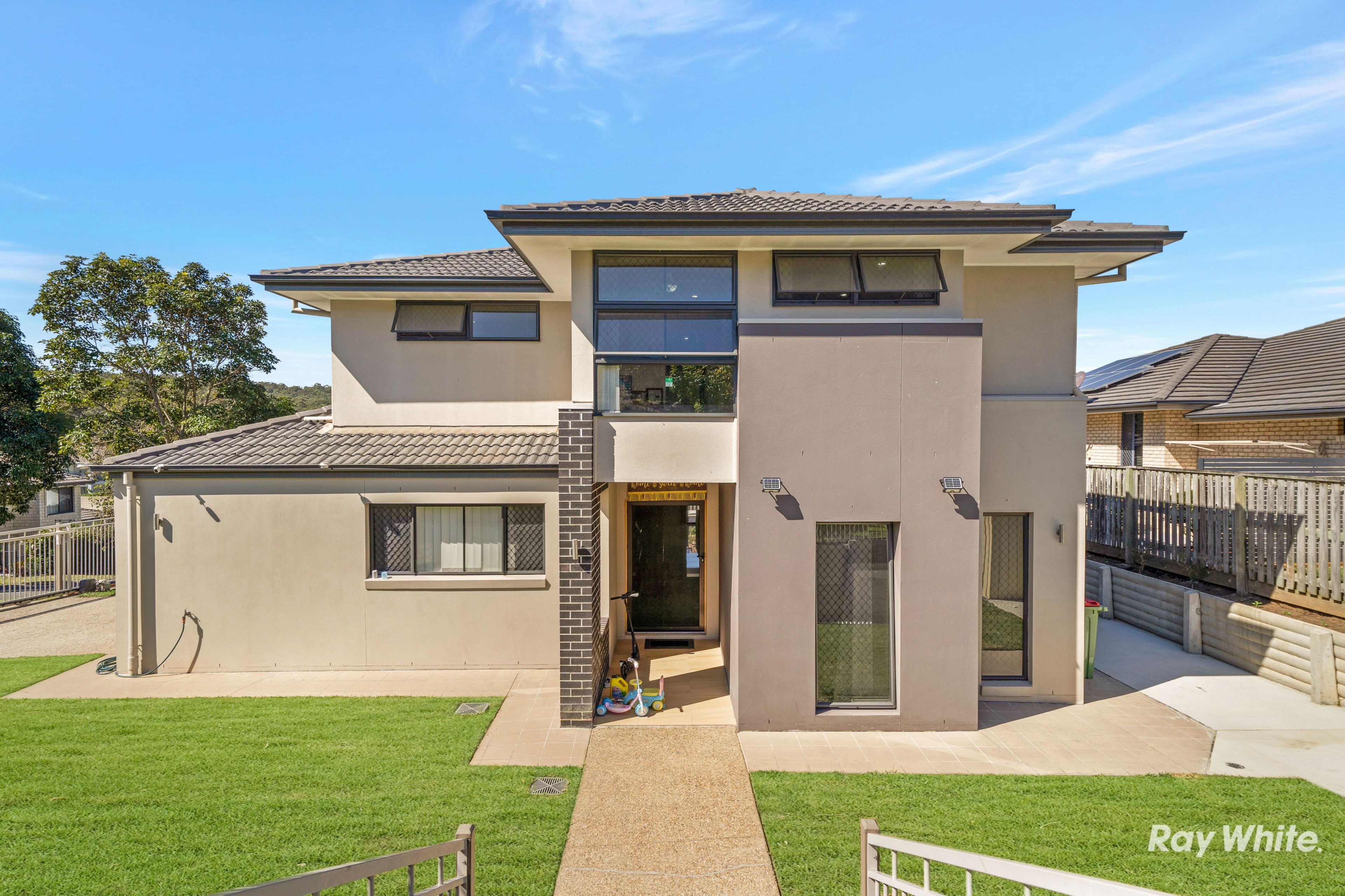 31 Dennis Vale Drive, Daisy Hill QLD 4127, Daisy Hill - Thumbnail 2
