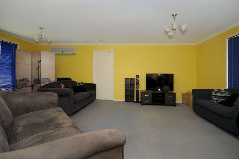 1 Richards Avenue, Cambooya QLD 4358, Cambooya - Thumbnail 2