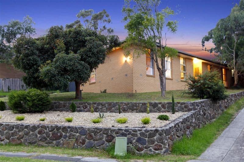 6 Fahey Crescent, YALLAMBIE VIC 3085, Yallambie - Thumbnail 2