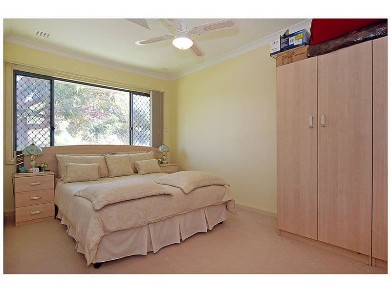 20 Finchley Crescent, BALGA WA 6061, Balga - Thumbnail 3