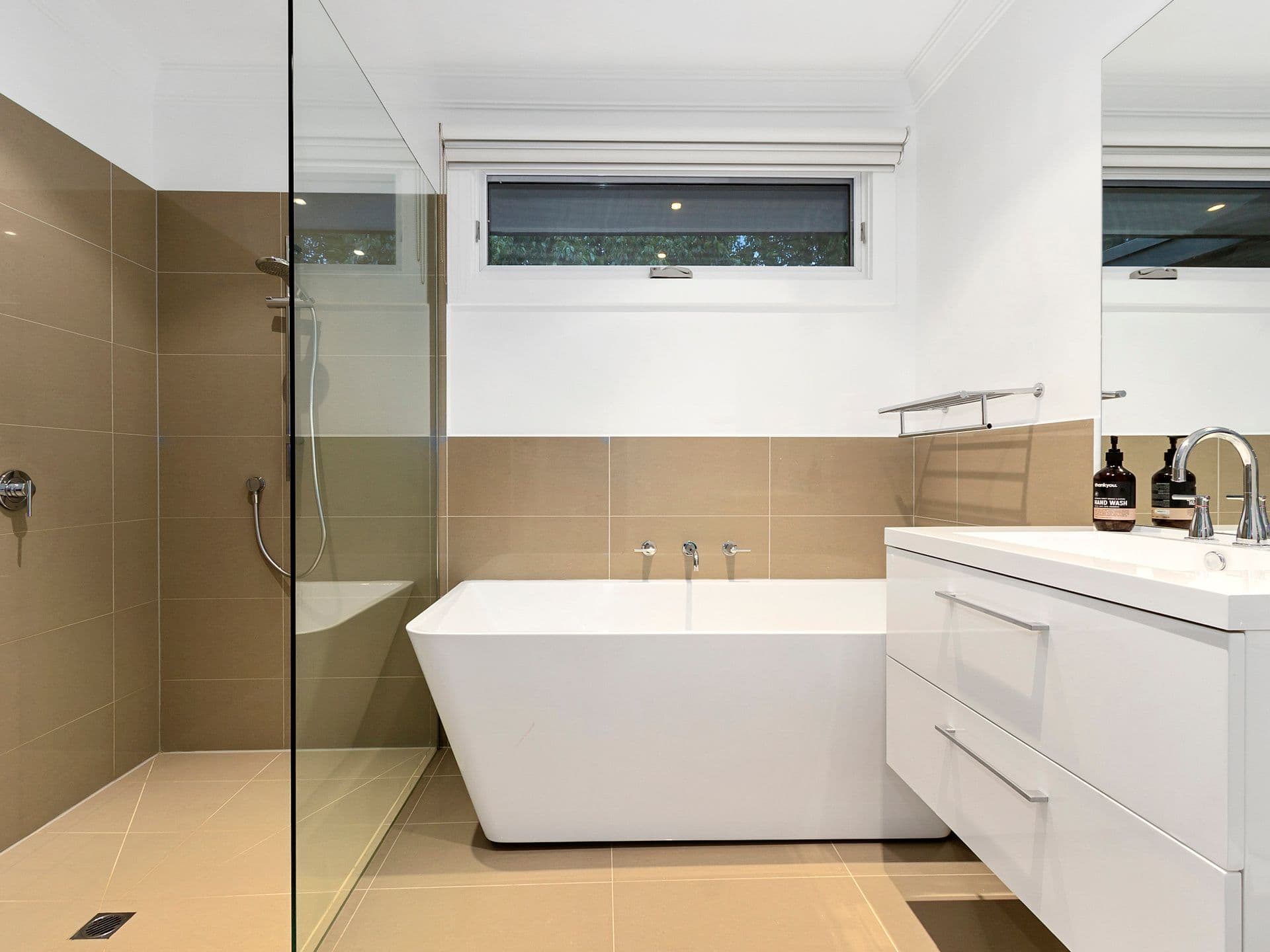 23 Walker Avenue, Mitcham VIC 3132, Mitcham - Thumbnail 7