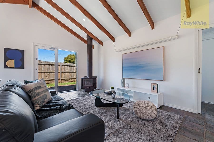 18 Cimberwood Drive, Craigieburn VIC 3064, Craigieburn - Thumbnail 4