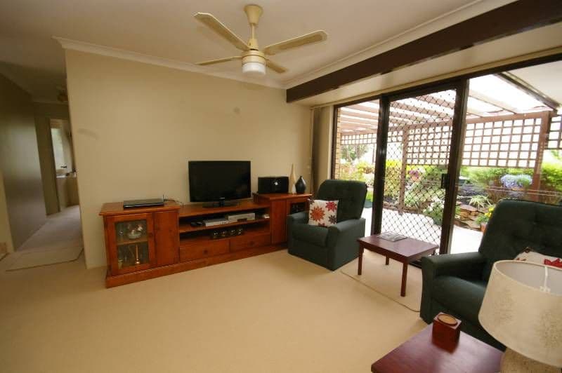 35  Dampier Loop, MIRRABOOKA WA 6061, Mirrabooka - Thumbnail 2