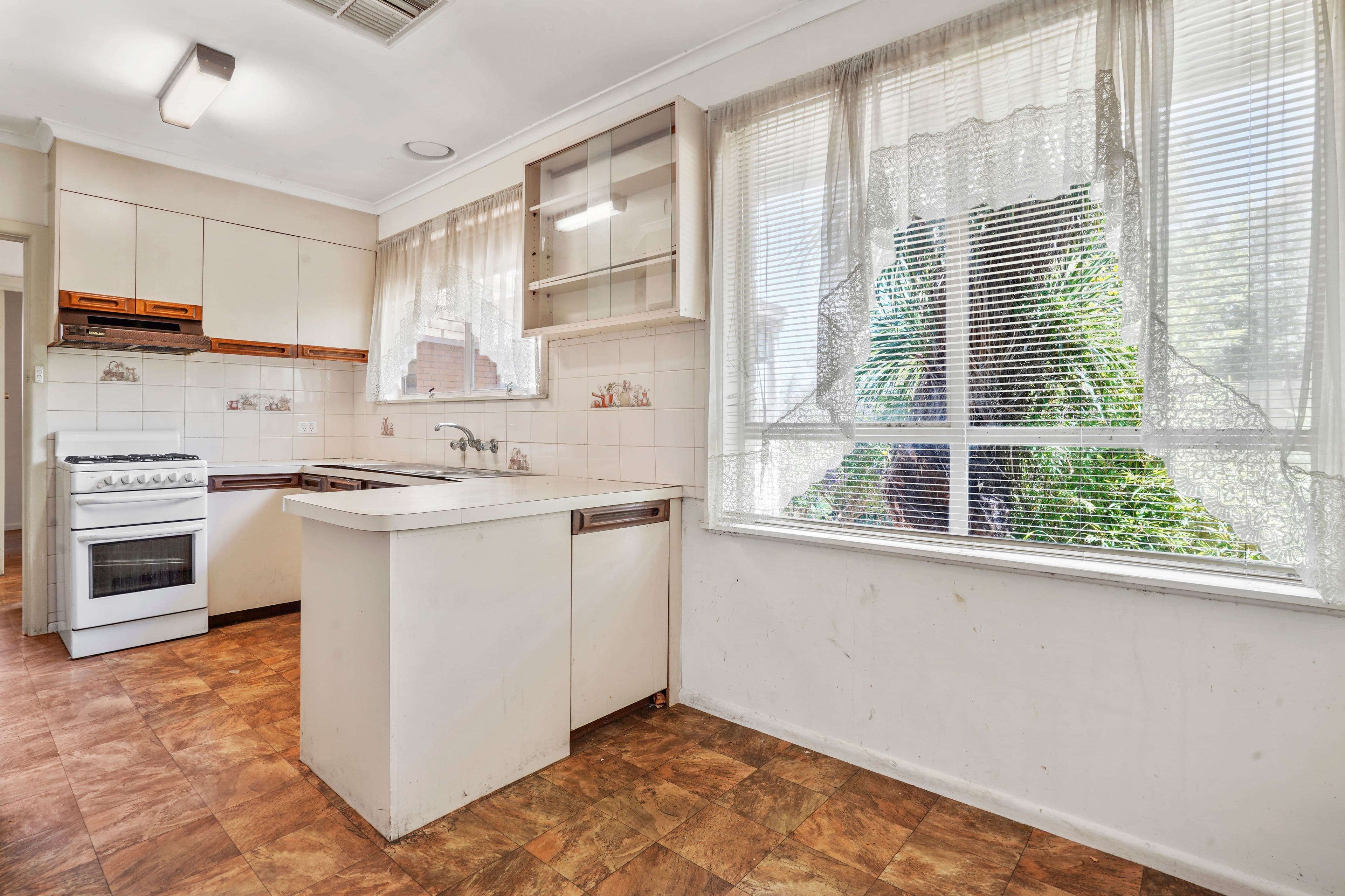 18 Ellt Crescent, Noble Park VIC 3174, Noble Park - Thumbnail 3