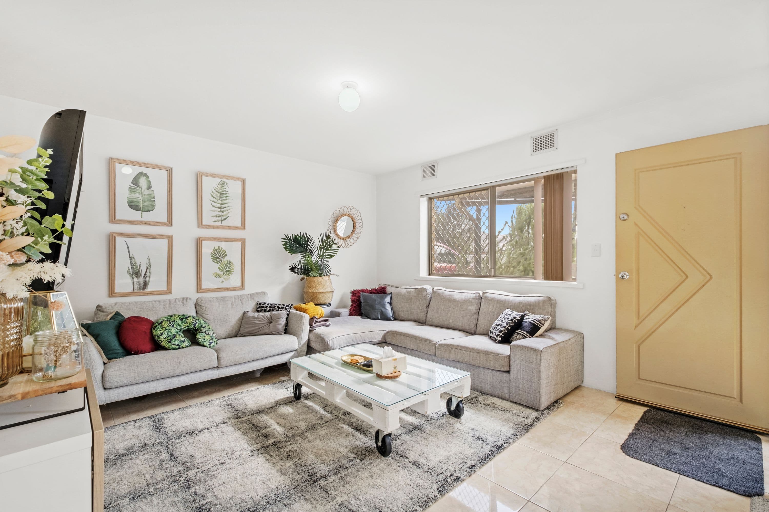 7F Upton Place, Langford WA 6147, Langford - Image 1