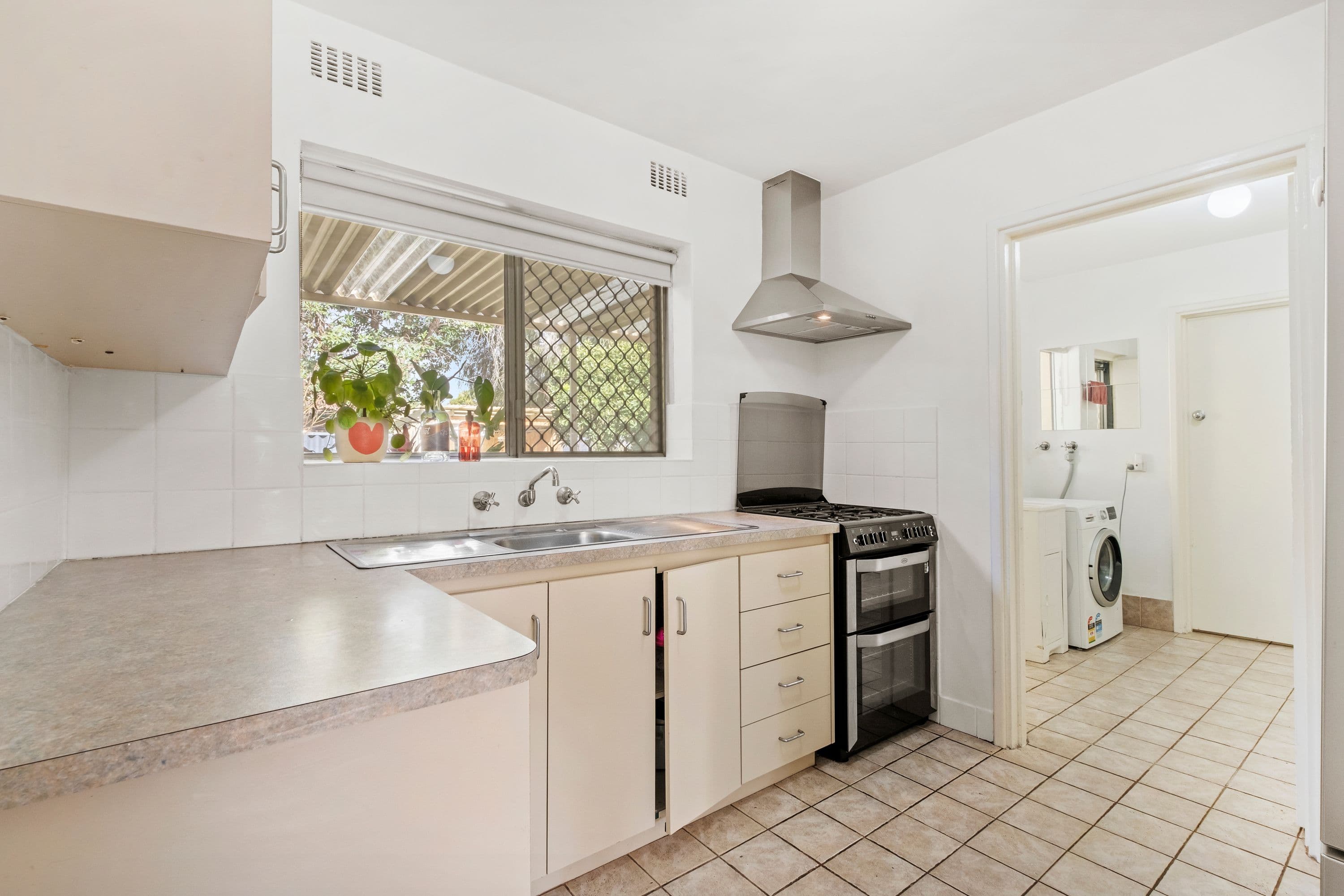 7F Upton Place, Langford WA 6147, Langford - Thumbnail 7
